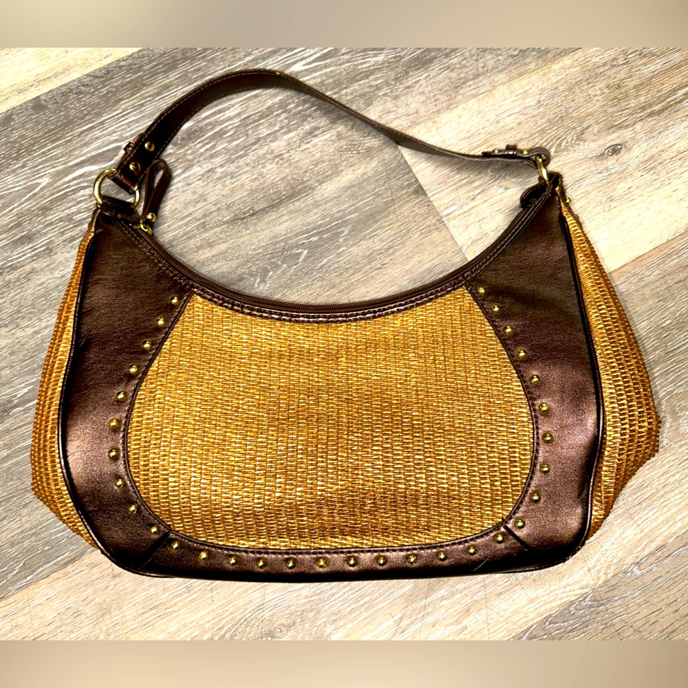 The sak single strap purse brown tones size 7H X 12L